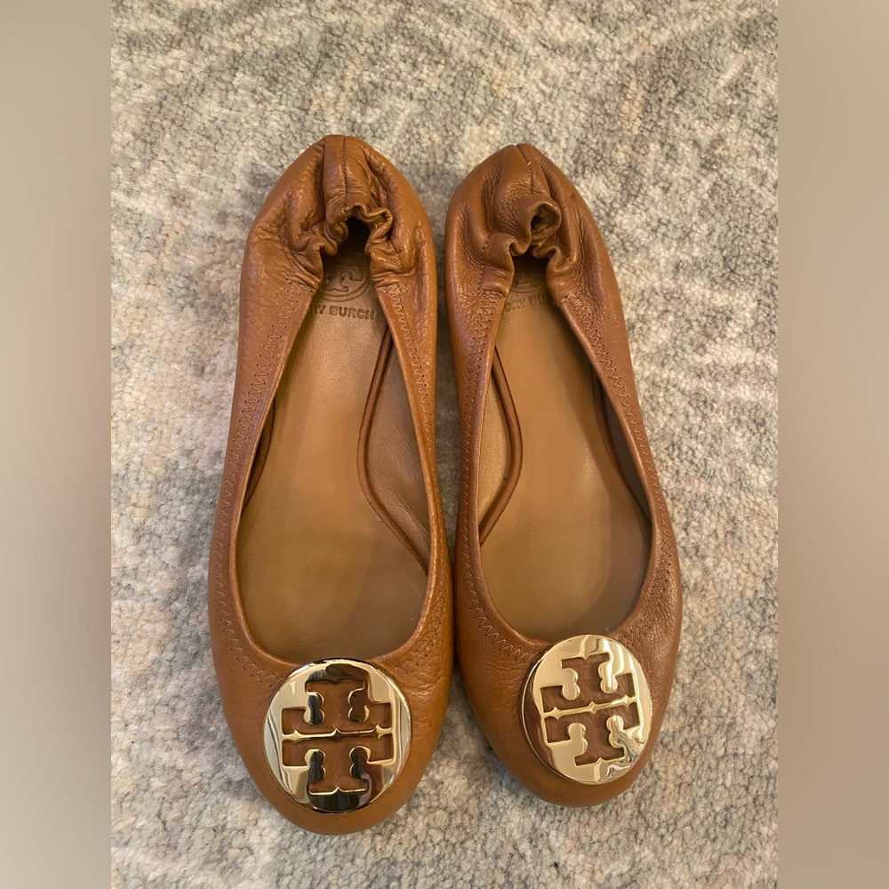 Tory Burch tan reva flats